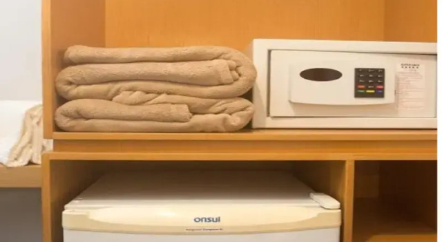 Двухместный номер Standard с балконом Regency Copacabana Hotel