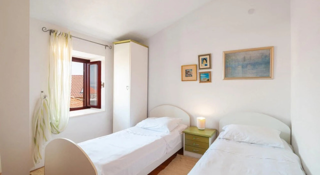 Awesome Apartment in Sutivan With 2 Bedrooms, Wifi and Outdoor Swimming Pool