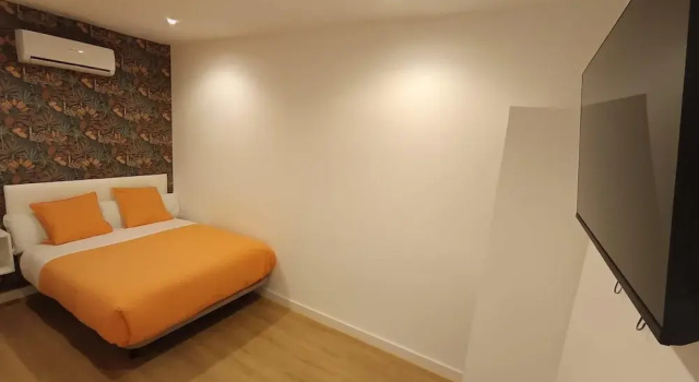 Small Double room Flat55madrid