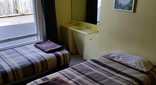 Tamara Riverside Lodge - Hostel/Backpacker, Rezerwuj Hotel Wanganui 