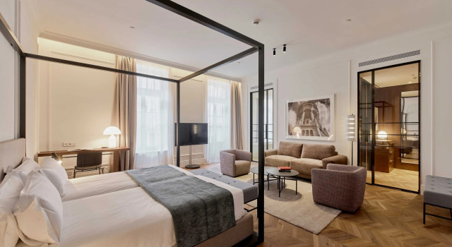 Полулюкс Kozmo Hotel Suites & Spa - Small Luxury Hotels of the World