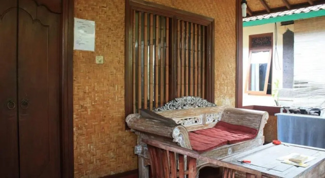 Suarsena Bungalow 2, Забронировать Отель Убуд Гианьяр