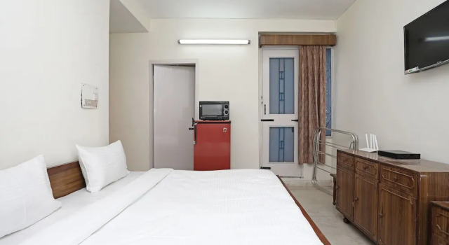 OYO 13269 Home Cozy 1RK Near Library Chowk, Rezervovat Hotel Mussoorie Uttarakhand