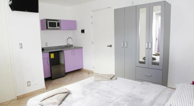Студия Standard с балконом Iris Studios & Apartments