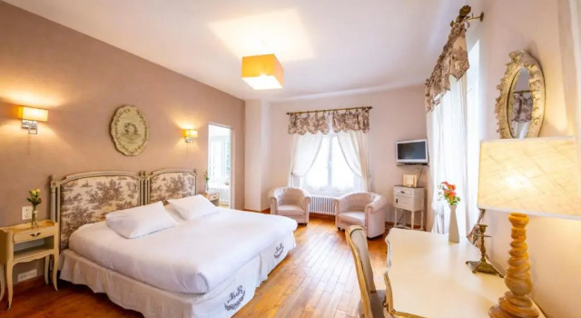 Moulin de Rudelle, Varaa Hotelli Hotellit Haute-Garonne pysäköinnillä, Pysäköinti