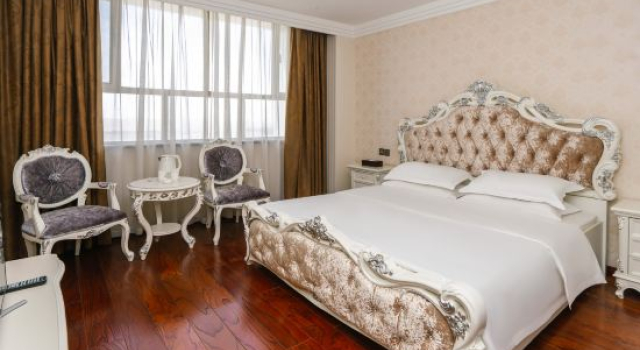 Люкс Deluxe Wanzhou Loulan Hotel