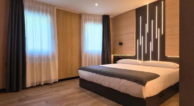Полулюкс Comfort Hotel Focus