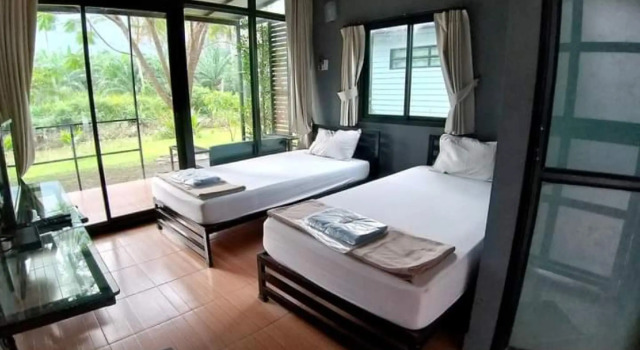 Baan Rim Nam Resort