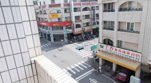 Cheng Da Hao Zhai Homestay, Забронировать Отель East District Тайнань, рядом с Национальный университет Чэн-Кун