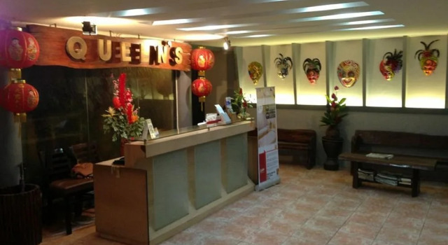 Queens Beach Resort