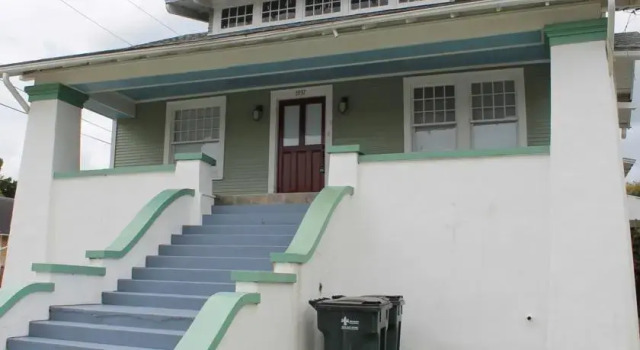 Charming Uptown Bungalow, Забронировать Отель Новый Орлеан Луизиана, рядом с Ochsner Baptist