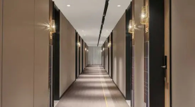 Home Inn Plus Qingdao Shanghe Pearl International Expo Center Silk, Prenota Hotel Hotel a Shandong con parcheggio, Parcheggio