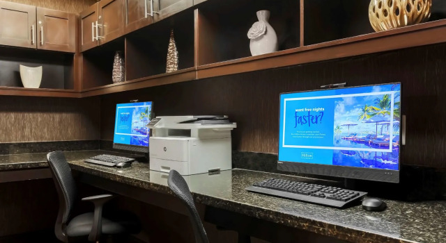 Hampton Inn Houston Near the Galleria, Забронировать Отель Беллэйр Хьюстон, рядом с Район Ривер-Окс