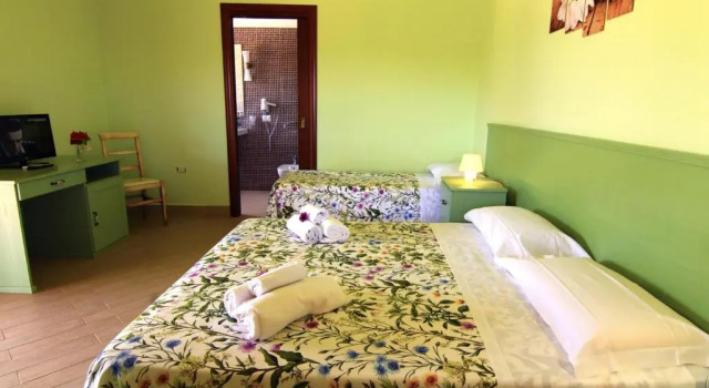Standard- tredobbelt værelse Agriturismo Vulcano