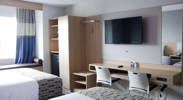 Microtel Inn & Suites by Wyndham Camp Lejeune/Jacksonville, 예약 호텔 잭슨빌 노스 캐롤라이나