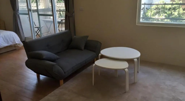 Четырёхместный номер Standard с балконом YO HOO 16 House