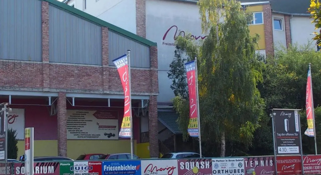 Moving Rooms, Book Hotel Hotels in Vienna Alps with Parking, Parking