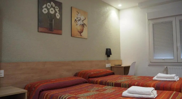 Hostal Acella