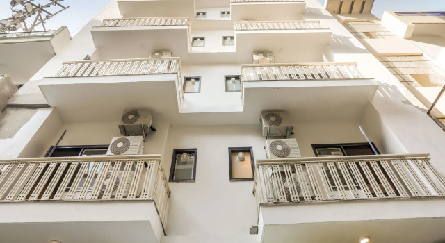Super Collection O Le Noida Hotel Near Sector 76 Metro Station, Забронировать Отель Нойда штат Уттар-Прадеш