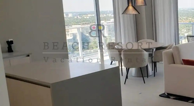 Апартаменты Deluxe с 2 комнатами с балконом и с частичным видом на море HYDE Beach House Resort Rental