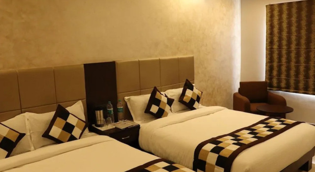 Mangal Grand Hotel