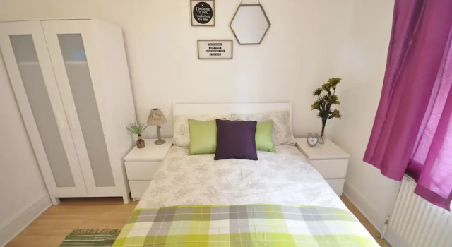 Апартаменты с 4 комнатами Old Nichol Guest Apartment