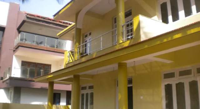 Апартаменты с 2 комнатами с балконом и с красивым видом из окна Guesthouse Sakina Colva
