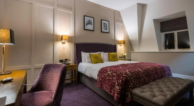 Двухместный номер Deluxe Bishops Gate Hotel