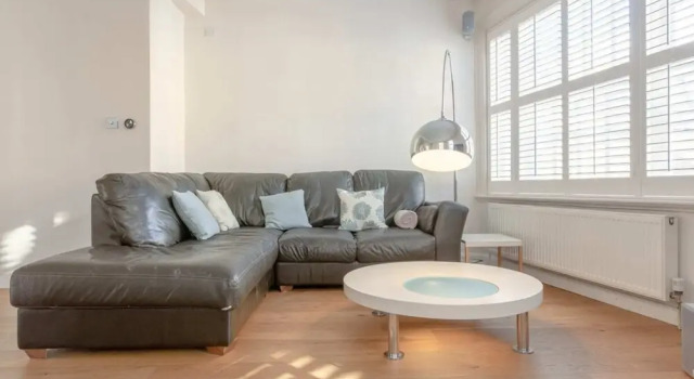 2 Bedroom Apartment in Central London
