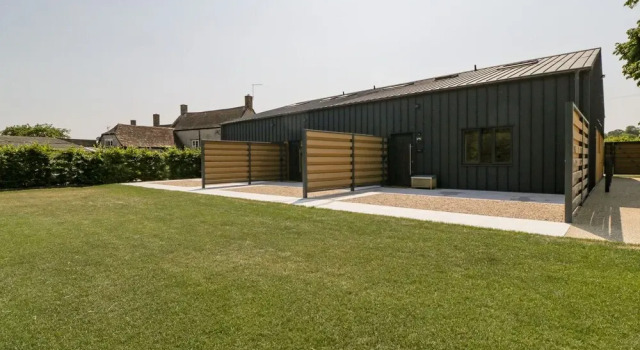 Коттедж Linden Barn
