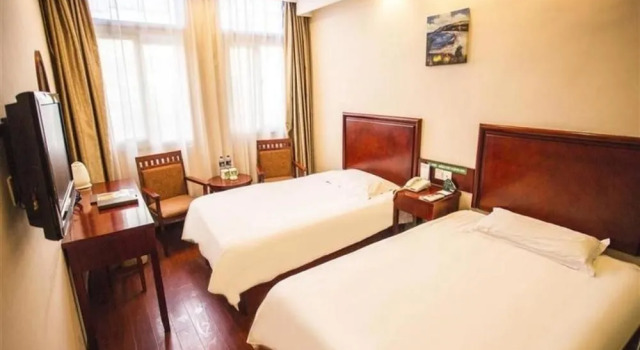 Green Tree Inn, Rezervați Hotel Hoteluri în Suzhou cu parcare, Parcare