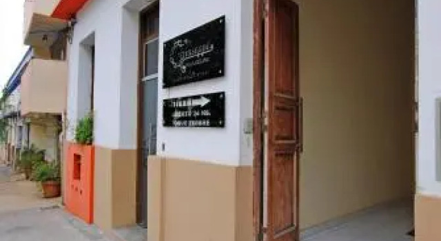 Giuseppe Hostal & Suites