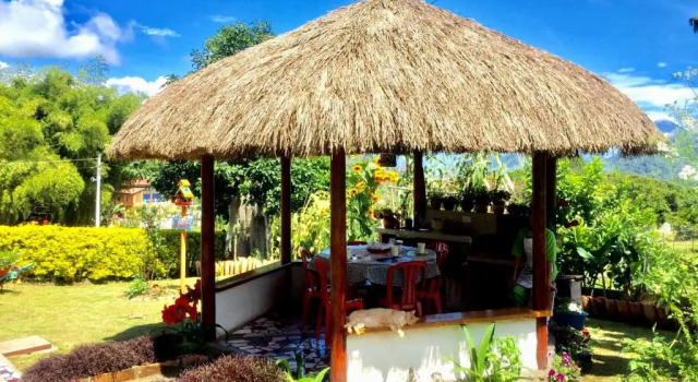 Hospedaje Rural La Boira, Book Hotel Hoteller i Jardin med parkering, Parkering