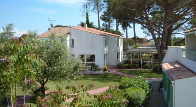 Номер Standard Hôtel Le Parasol