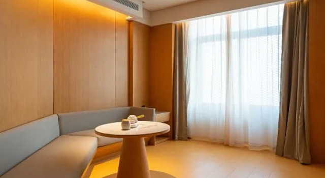 Люкс JI Hotel (Zhuhai Aviation New Town)