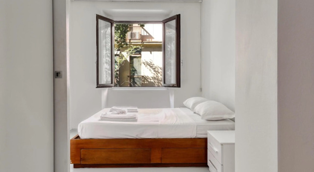 Brera - Bright and cosy 2 bedroom apt- Solferino, Забронировать Отель Милан Ломбардия, рядом с Галерея Виктора Эммануила II