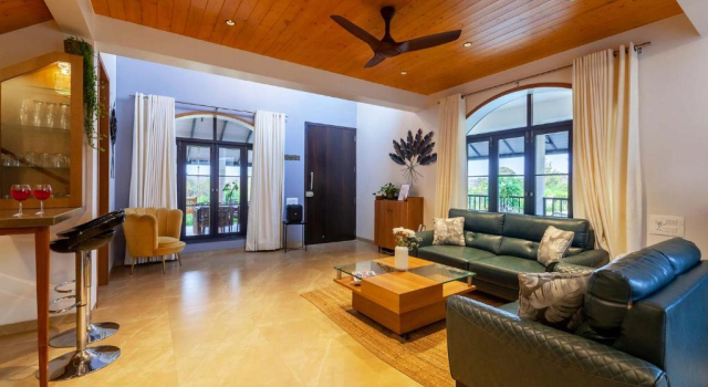 Soul Serenity by StayVista - Your nature getaway with a Swimming pool, Prenota Villa Nashik 