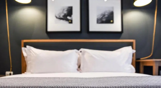 Номер Standard с балконом Mint Hotel Sandhurst