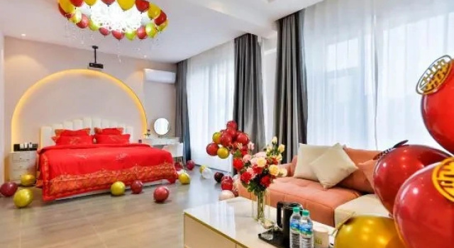 Люкс Homeinn Pebble Hotel