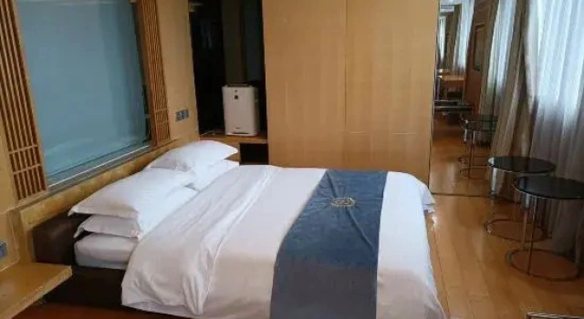 Люкс Executive с 2 комнатами Room 2908, Tianjin Center Apartment, 219 Nanjing Road, Heping District, Tianjin