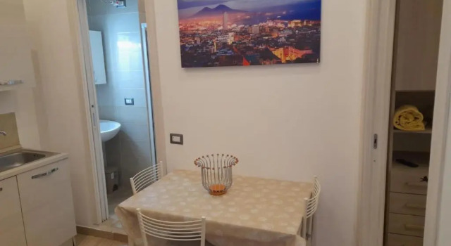 Flaviogioia Apartment, Забронировать Апартаменты/квартира Отели Неаполя с завтраком, рядом с Кафедральный собор Неаполя, Завтраки