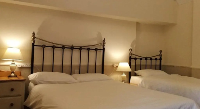 Трёхместный номер Superior The Sibson Inn Hotel