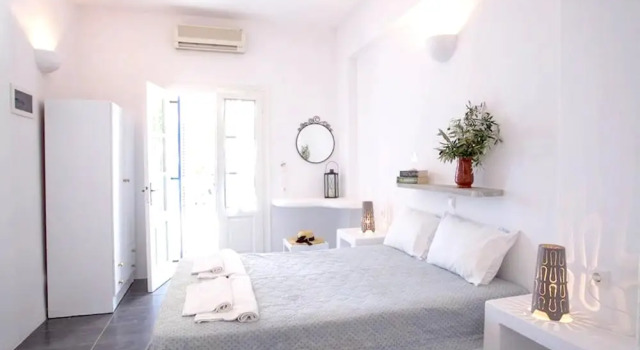 Apartment With 2 Bedrooms in Paros, With Wonderful sea View, Furnished, Prenota Appartamento Aliki Paro