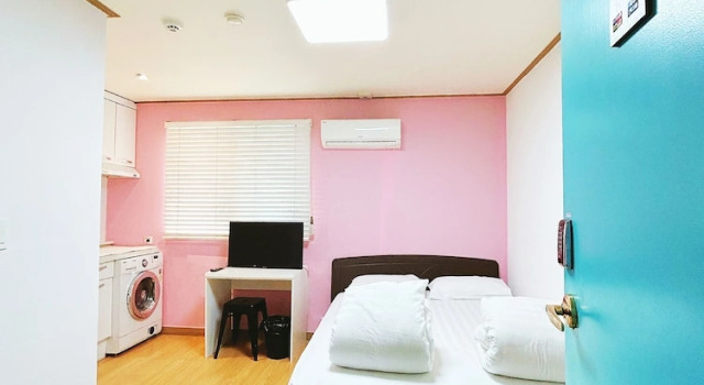Двухместный номер Standard Sarang Guesthouse Dongdaemun