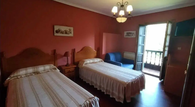 Villalen, Book Hotel Hotels in Asturias with Parking, Parking