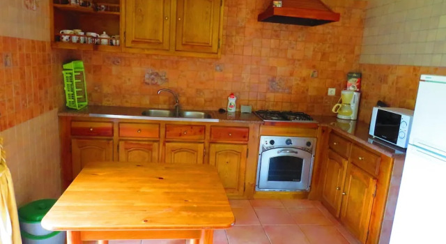 Коттедж с 4 комнатами Quinta de Rio Alcaide