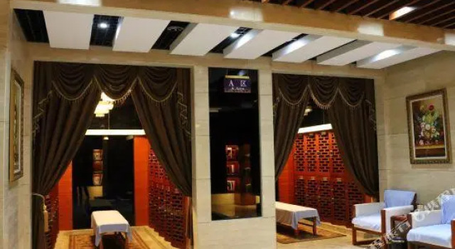 Dong Jing Hot Spring Hotel (Kaifeng Small Song City), Book Hotel Kaifeng Henan