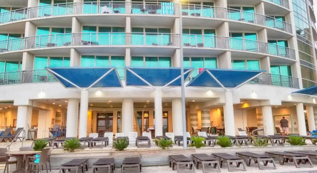 Ocean Front 3rd Floor 1BR, Забронировать Отель Отели Южной Каролины с бассейном, Бассейн