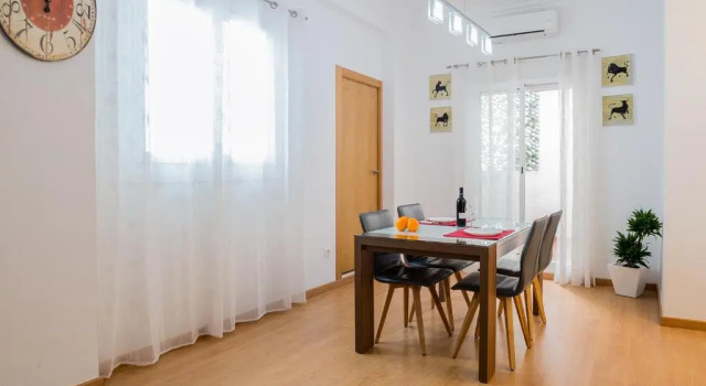 Confortable Apartamento * La Marina de Valencia, Забронировать Апартаменты/квартира Поблатс Маритимс 