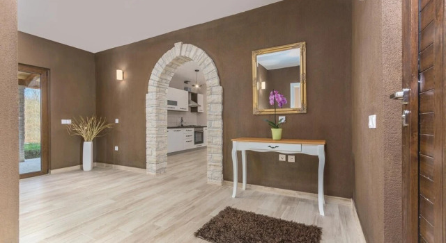 Beautiful Home in Katun With Wifi and 3 Bedrooms